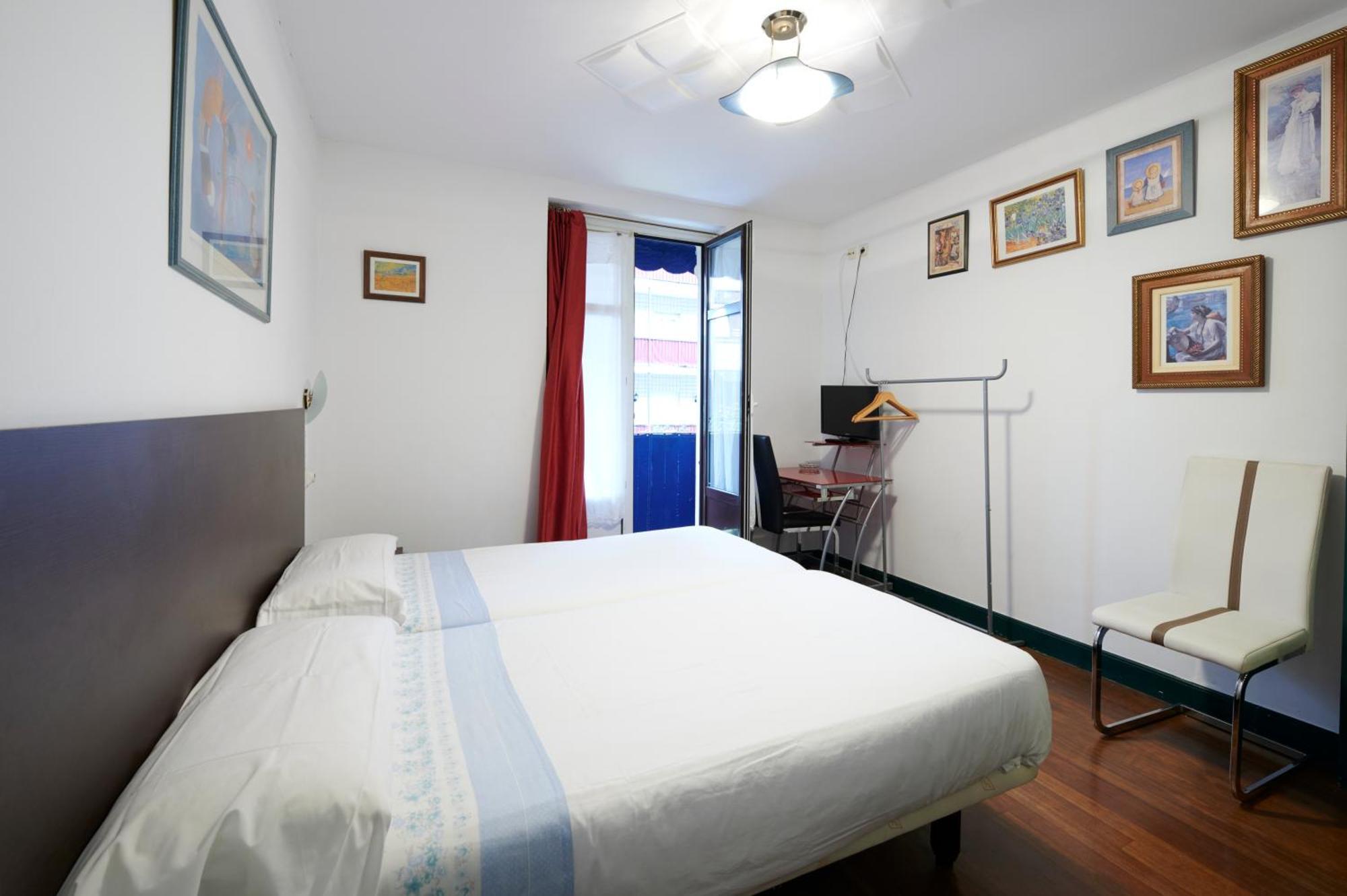 Pension Areeta Portugalete Exterior photo